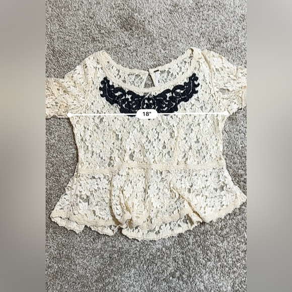 Free People Cream Black Lace Embroidered Peplum Blouse Top Women's Size Medium - Picture 14 of 16